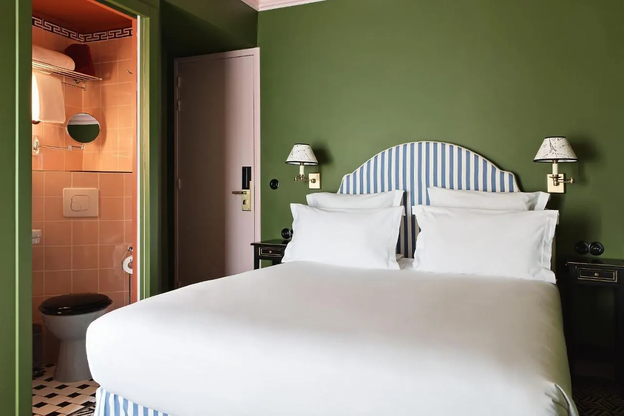 ****  Hotel Les Deux Gares باريس فرنسا