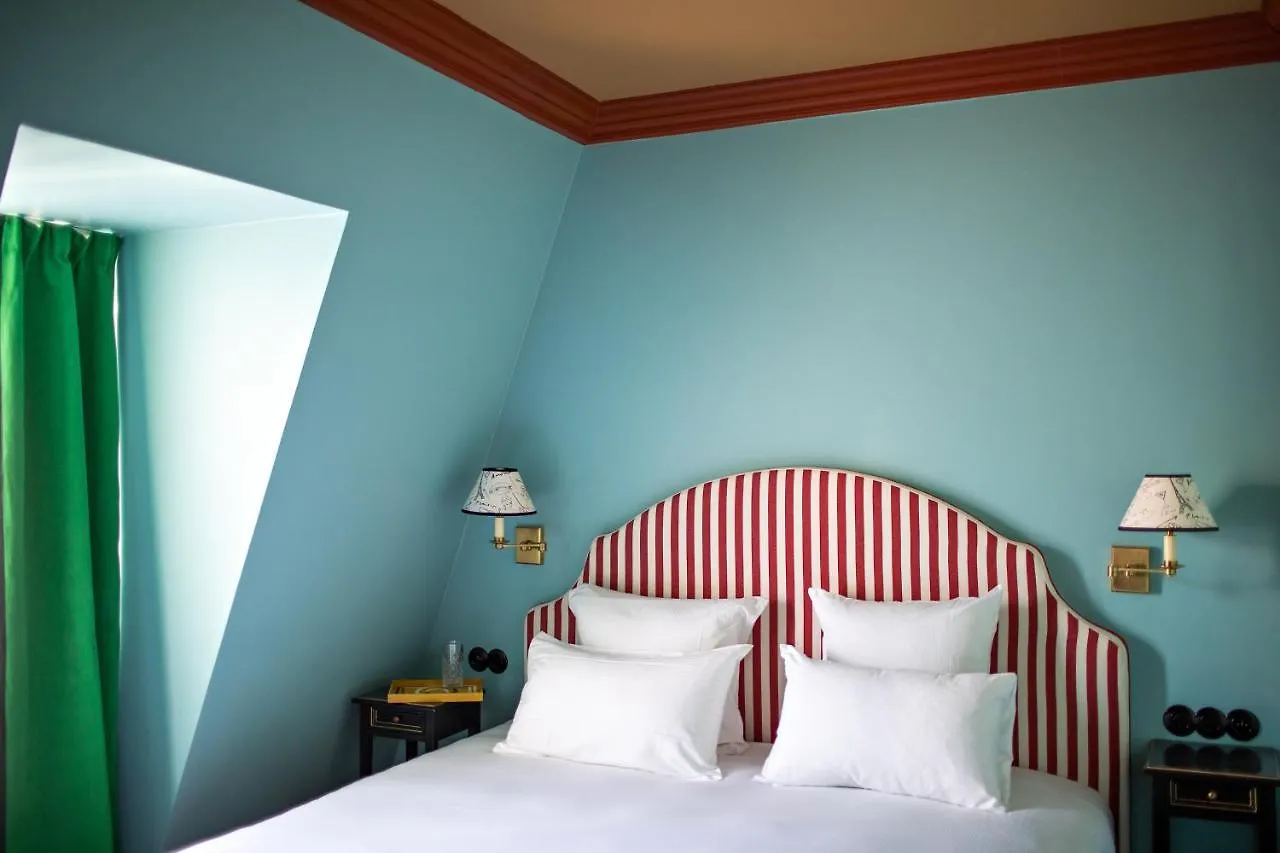 ****  Hotel Les Deux Gares باريس فرنسا